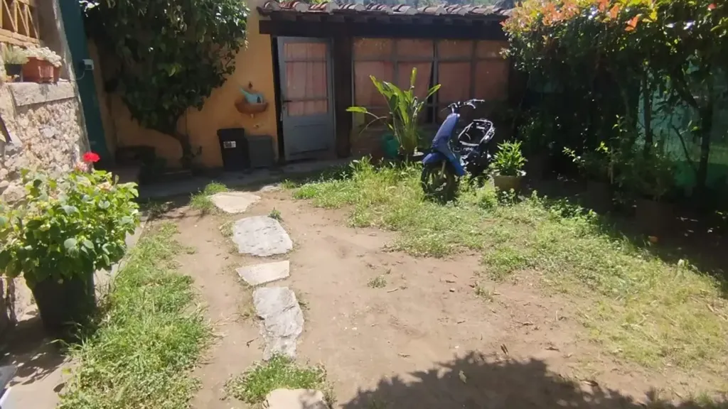 Jardin - Tuscan Terratetto with Private Courtyard in Camaiore