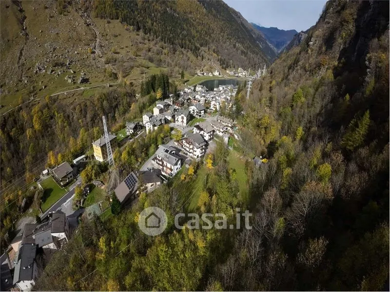 Mountain View Apartment with Private Garage in Campodolcino