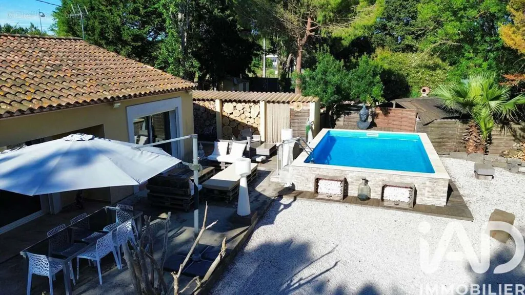Õhuvaade - Villa with Pool in Agde