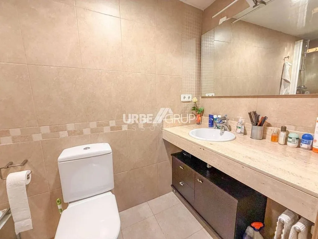 Salles de bain - Luxury House with Pool in Castellbisbal