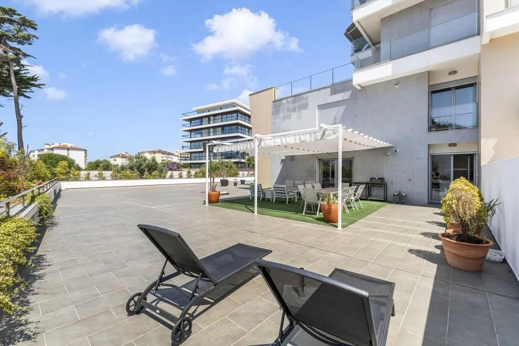 Terrass - Luxury Flat with City Views in Parede