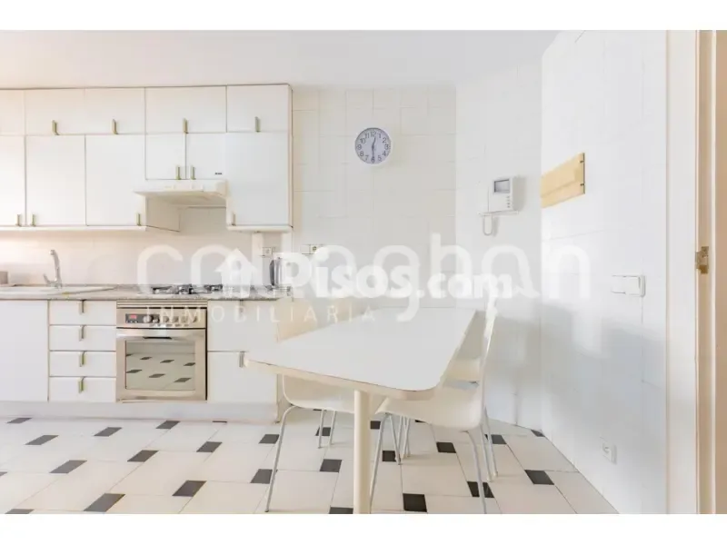 Köök - Apartment with Balcony in Aragón, Valencia