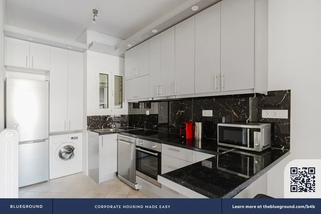Köök - Furnished Apartment with Elevator in Athens