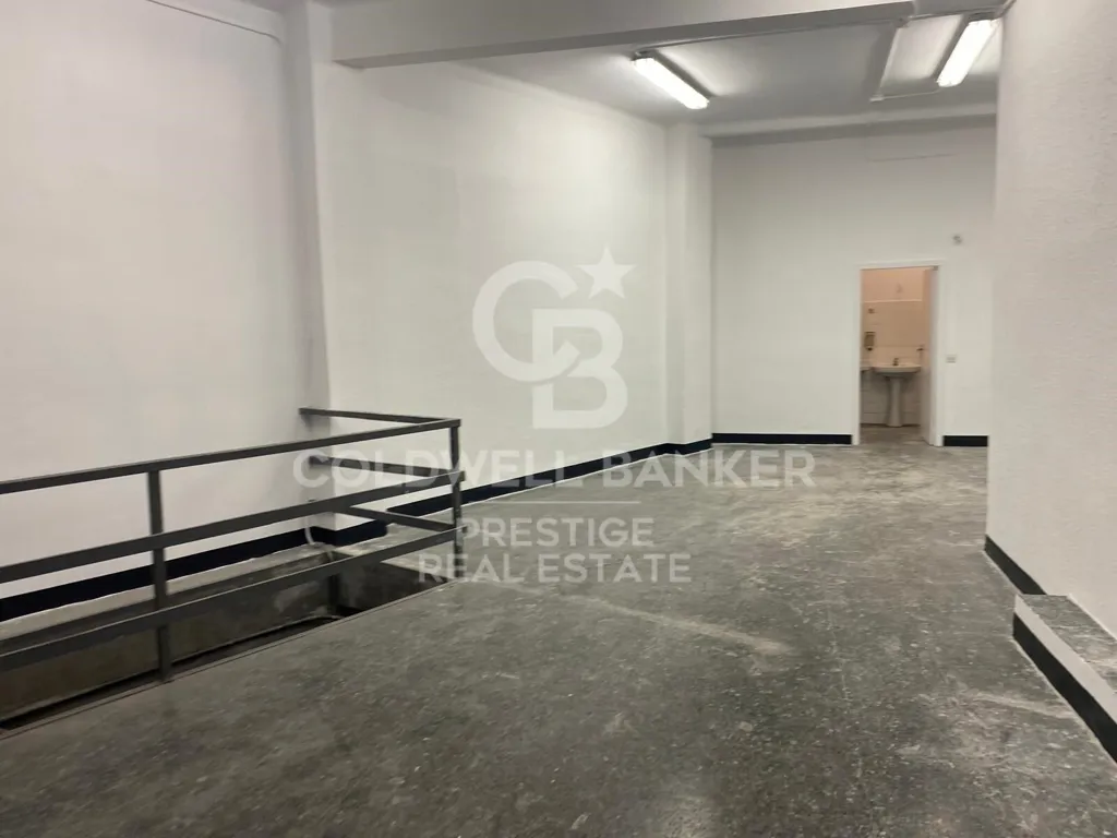 Toad - Commercial Space with Lift in Central Barcelona