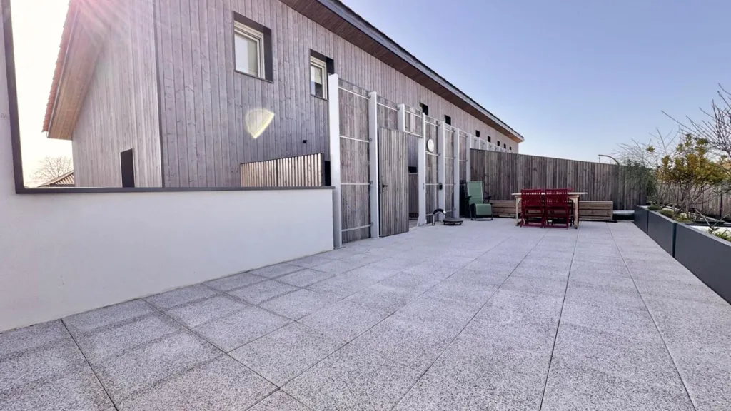 Terrasse - Appartement Triplex avec Terrasse en Centre-Ville