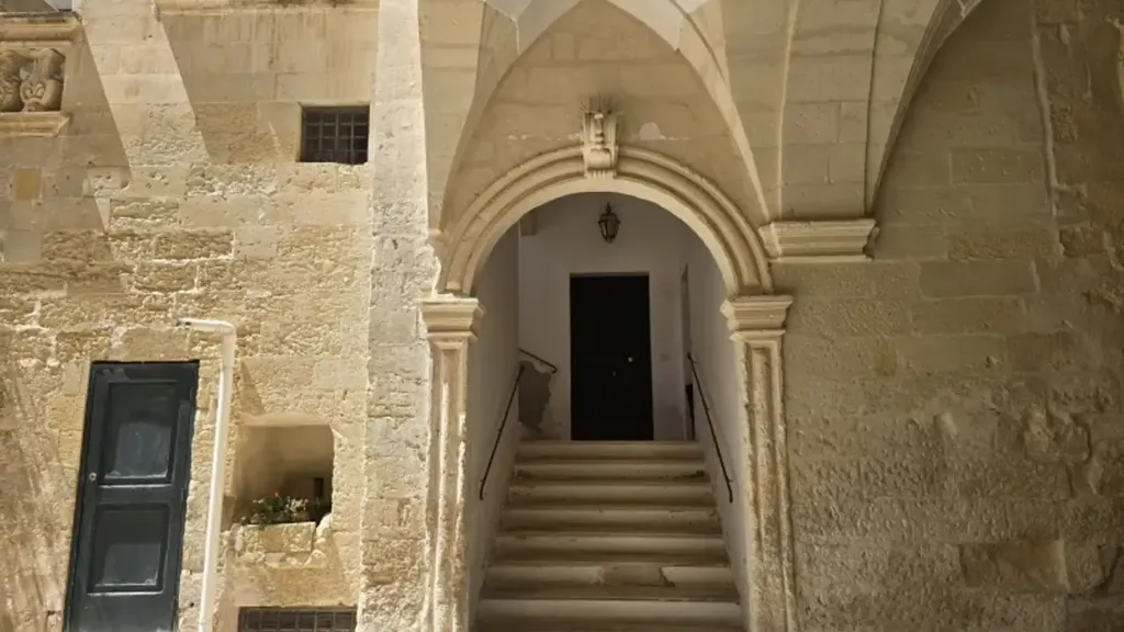 Toad - Rented Apartment with Balcony in Lecce