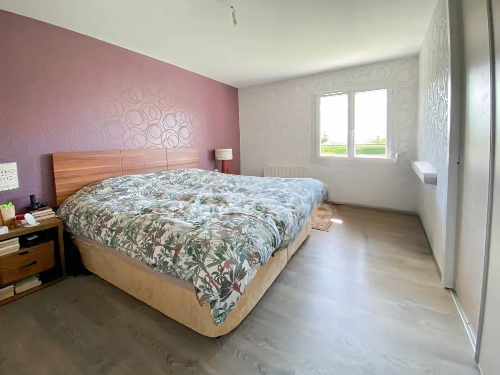 Chambres - Maison avec Terrasse et Jardin à Prévessin-Moëns