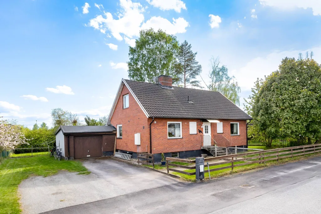 5-toaline maja asukohas Örebro kommun