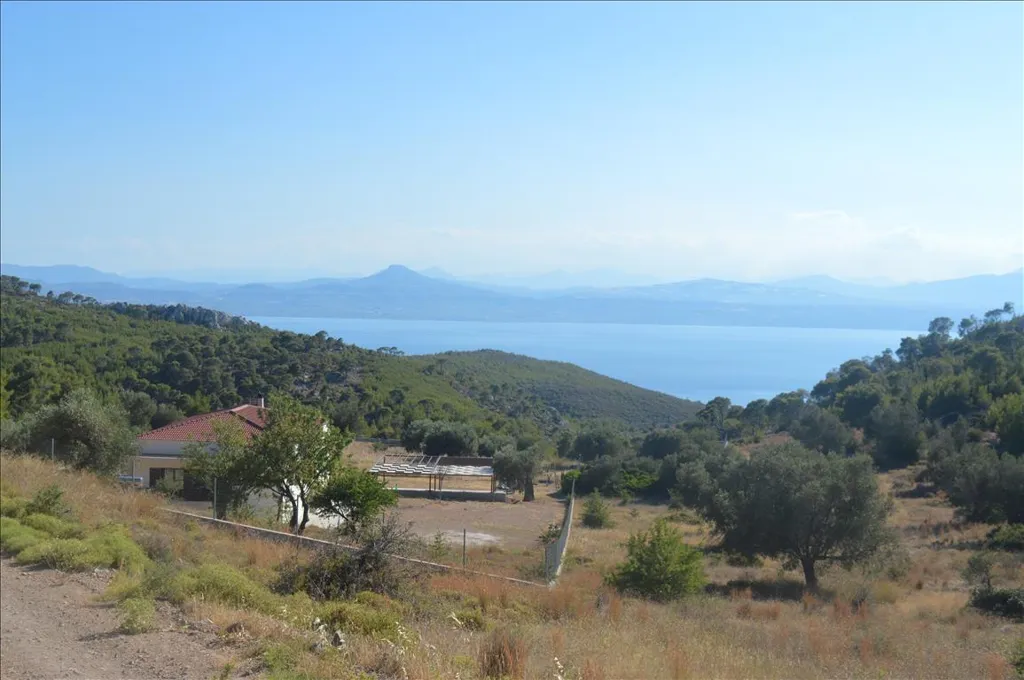 7-toaline maja asukohas Loutraki