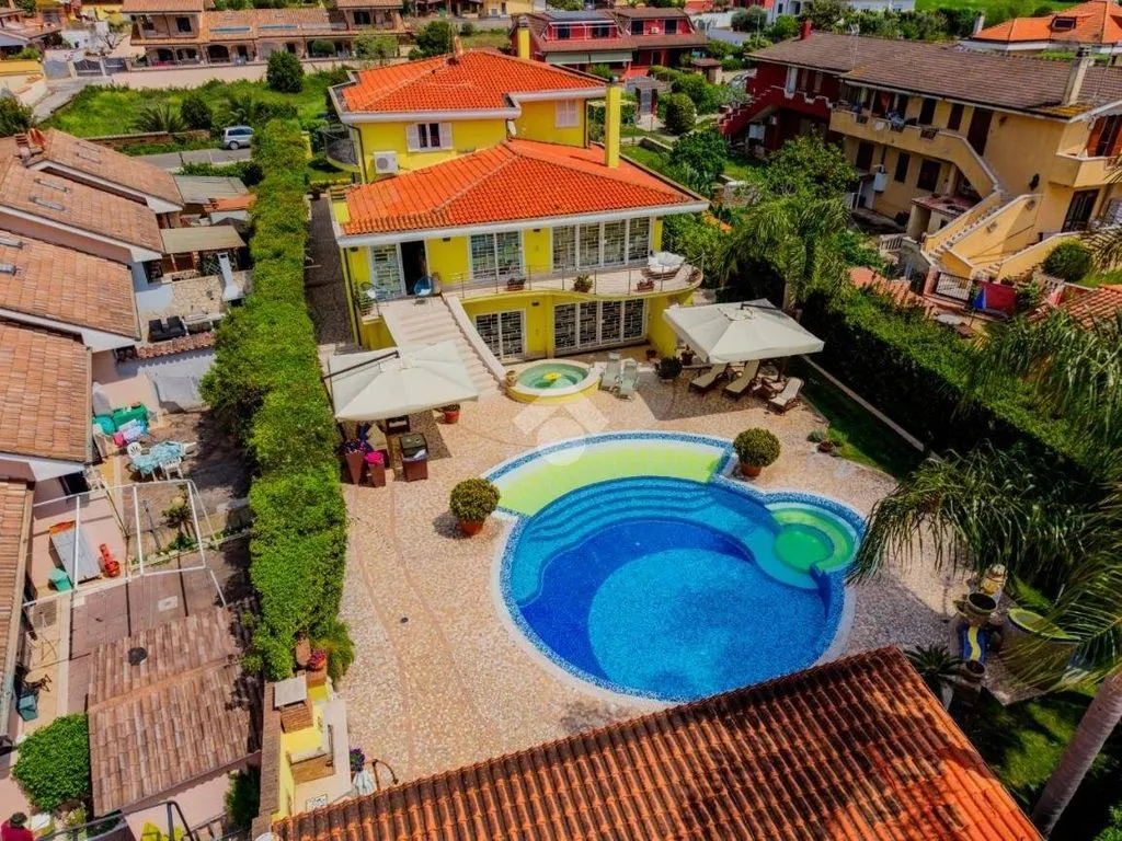 Õhuvaade - Prestigious Villa with Private Pool in Ardea