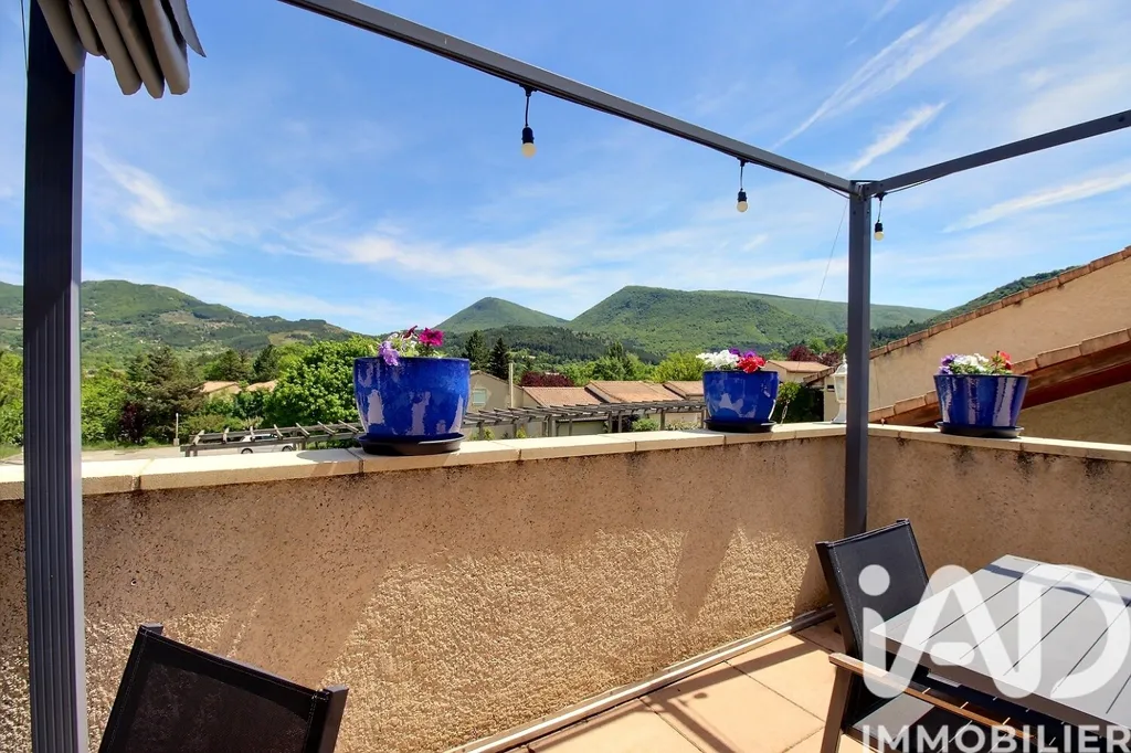 Terrasse - Maison de Caractère avec Terrasse à Sédéron