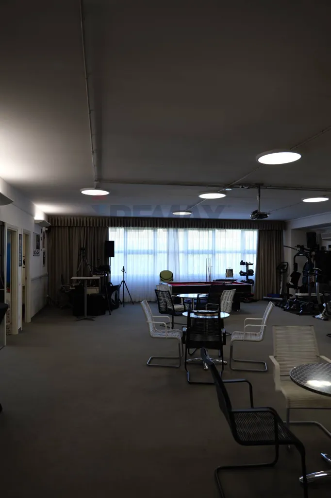 Rooms - Professional Space with Parking in Rovereta