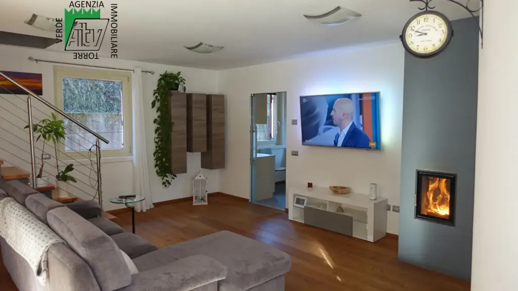 Séjour - Modern Villa with Garden in Cavedago