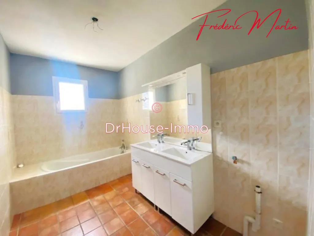 Salles de bain - Maison au Calme avec Jardin à Vézénobres