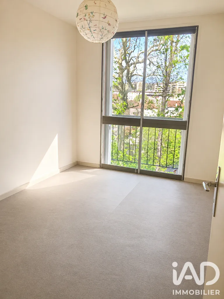 Zimmer - 4-Piece Flat with Balcony in La Barre Ormesson