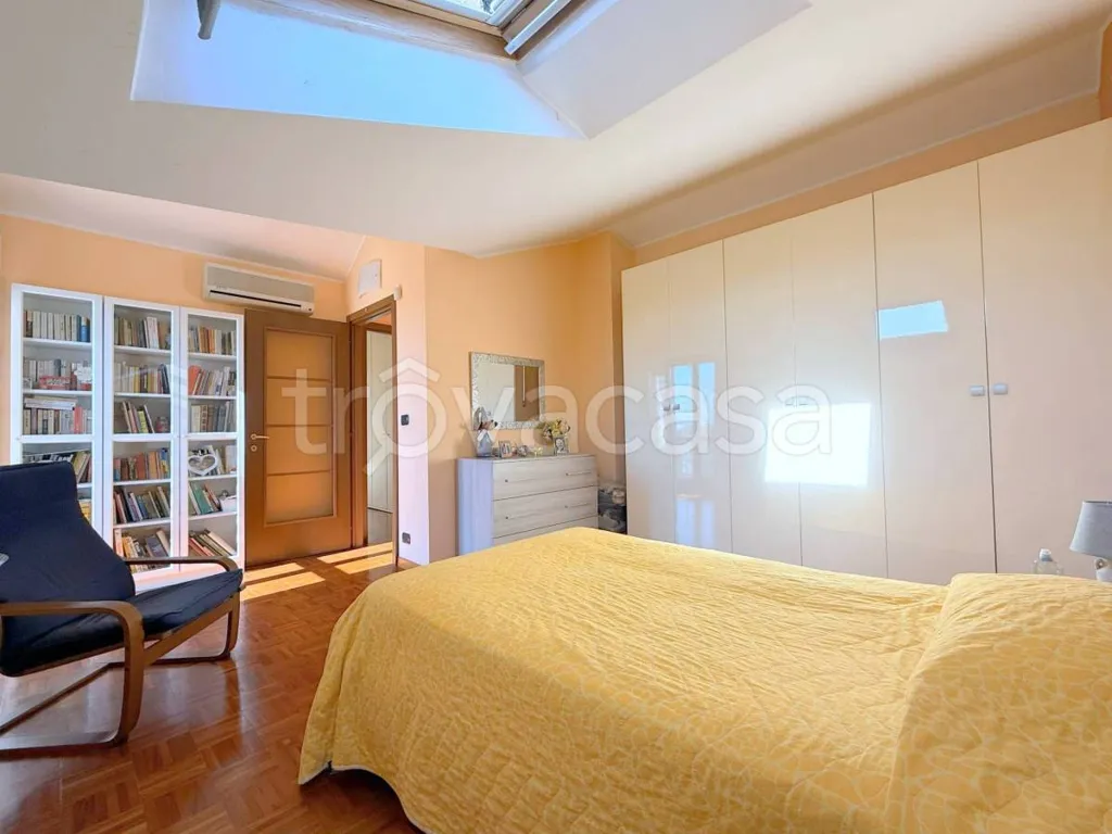 Magamistoad - Two-Level Apartment with Terraces in Rivalta di Torino