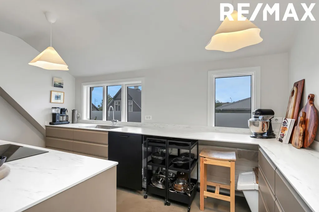 Cucina - Duplex with Studio Potential in Holtsgata