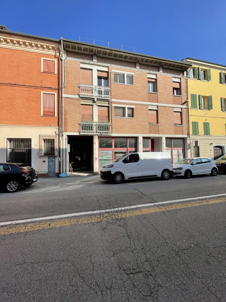 Välivaade - Historic Building with Garden in Ferrara Centre