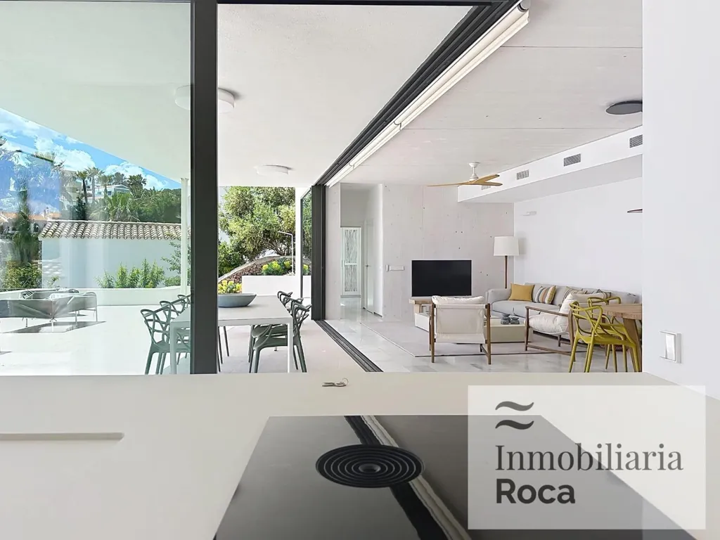 Elutuba - Villa with Sea View and Pool in Es Mercadal