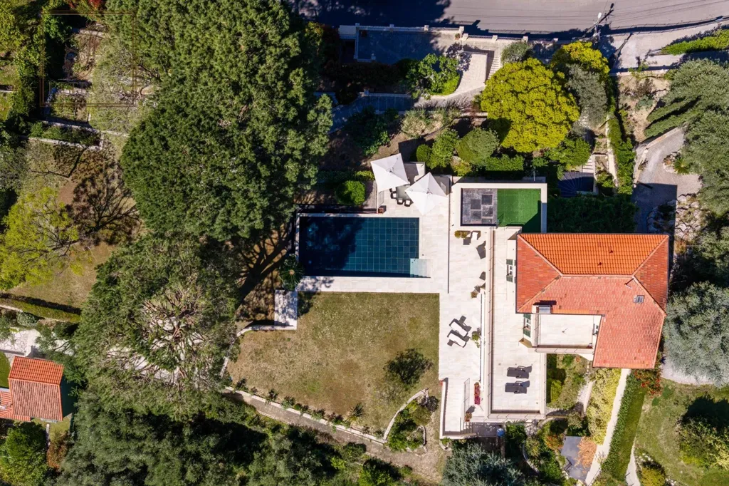 Õhuvaade - Villa with Sea View in Prestigious Menton