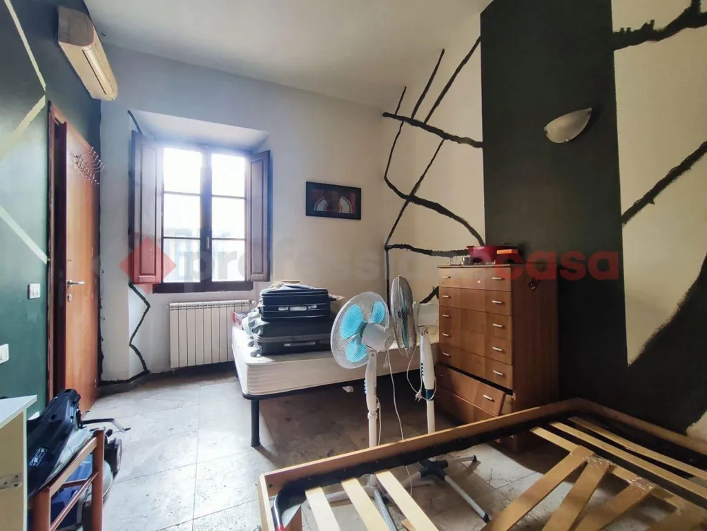 Magamistoad - Bright 2-Bedroom Apartment with Parking in Florence
