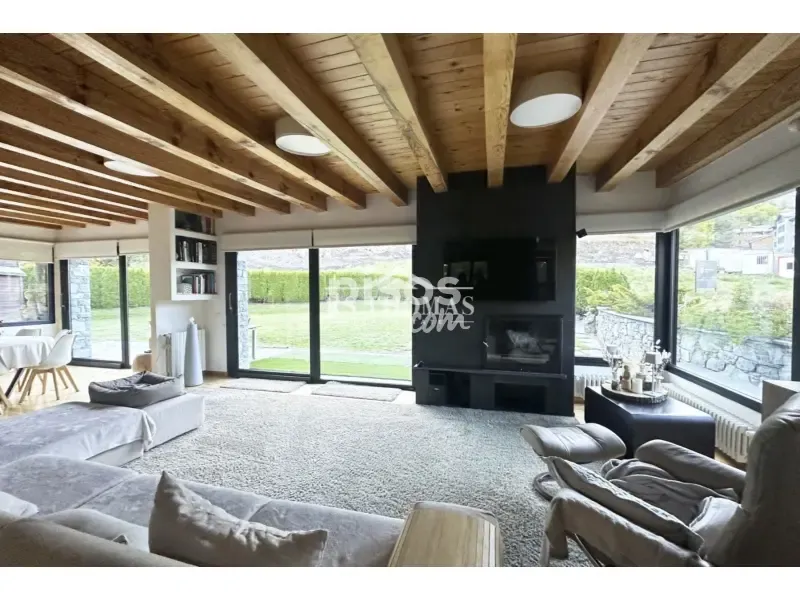 Elutuba - Chalet with Garden in Quiet Ordino