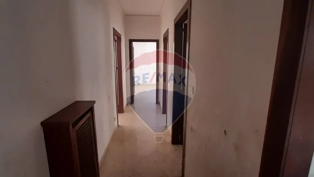 Esik - Ground Floor Apartment with Terrace in Palermo