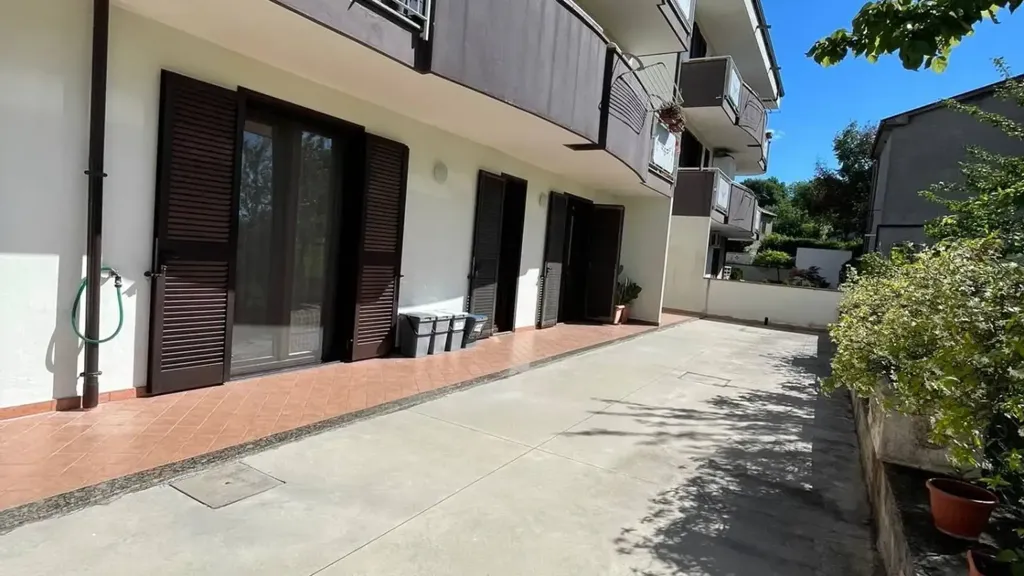 Terrasse - Rear-Accessed Apartment with Private Garden in Ceccano