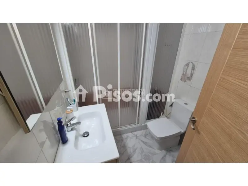 Salles de bain - Reformed Flat with Garage in Los Rosales