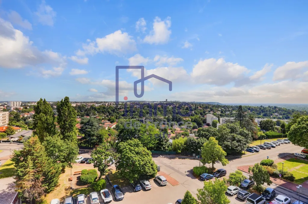 Vista aerea - Flat with Balcony in Caluire, Montessuy