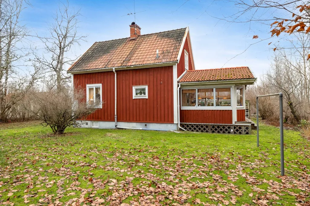 Exterior - Villa with Garden in Askerlunda
