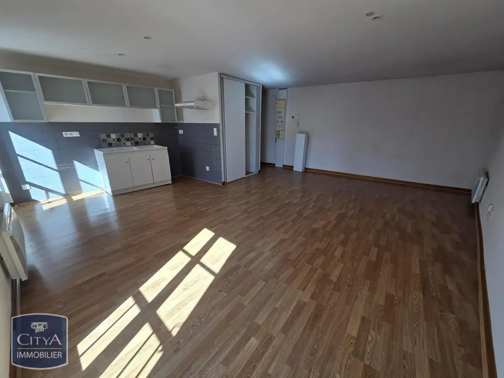 Séjour - Appartement T3 en Centre-Ville à Brioude