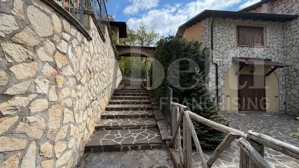 Pièces - Panoramic Semi-Detached Villa in Rocca Di Cambio