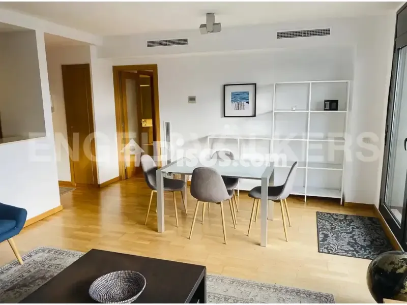 Séjour - Furnished Apartment with Balcony in Sant Martí