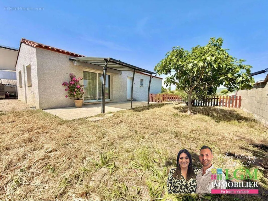 Jardin - Maison de Plain-Pied avec Piscine au Pouget