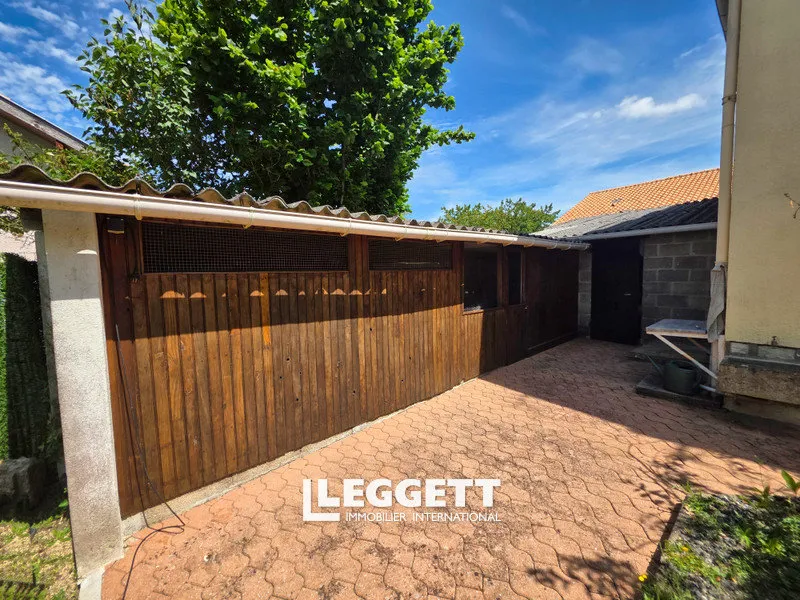 Extérieur - Maison avec Jardin Clos à Roumazières-Loubert