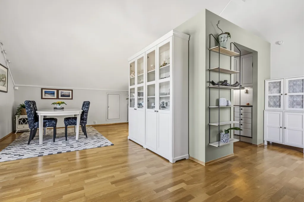 Salle à manger - 3-Bedroom Apartment with Balconies in Bodø