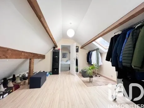 Pièces - Appartement Duplex avec Jardin d'Hiver à Dammartin