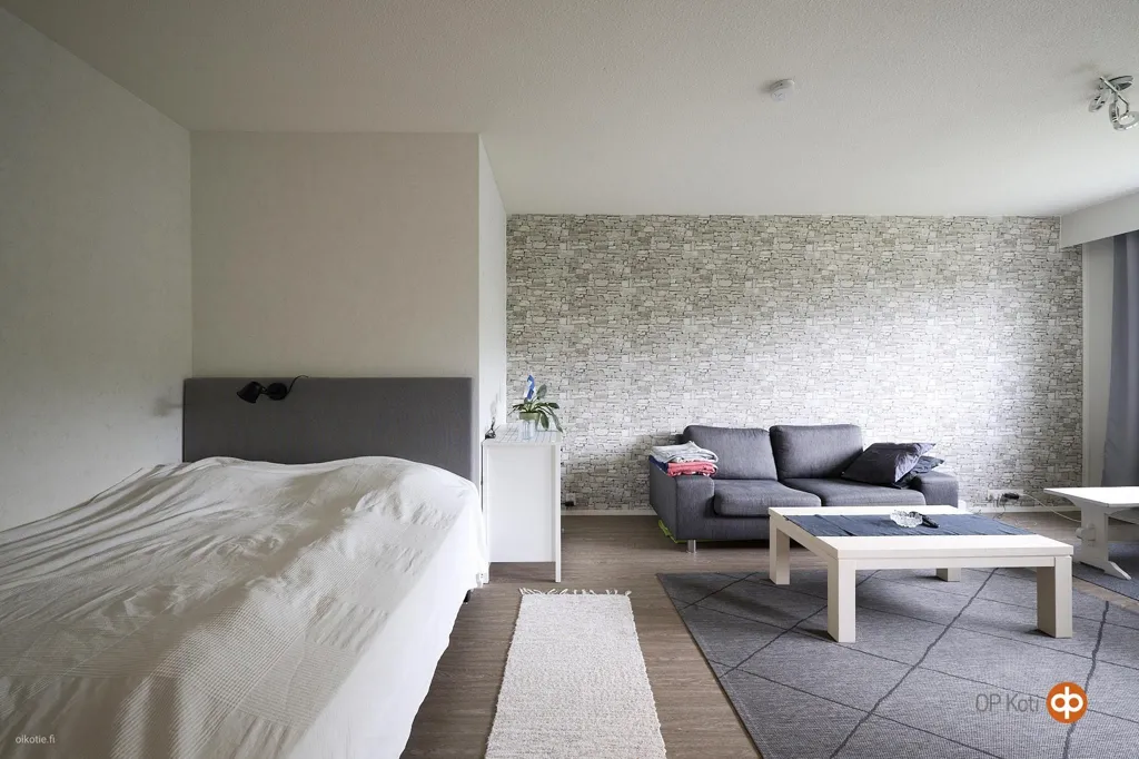 Magamistoad - One-Bedroom Flat with Garden Access in Halikko