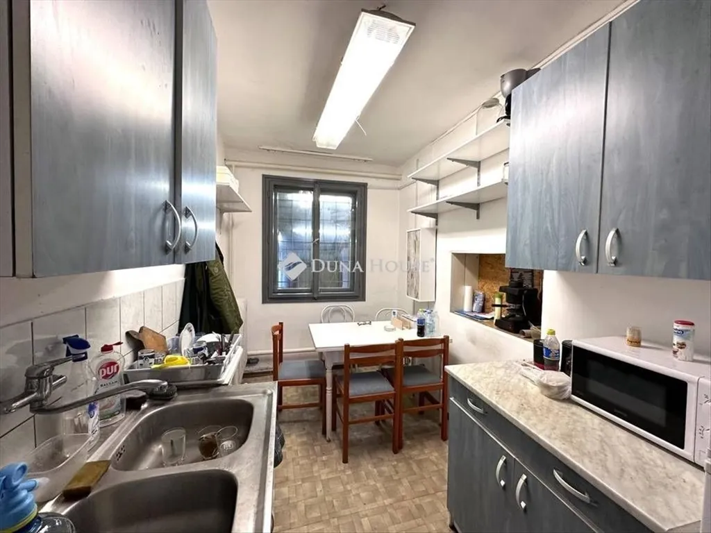 Cucina - Industrial Workshop with Office Space in Monor