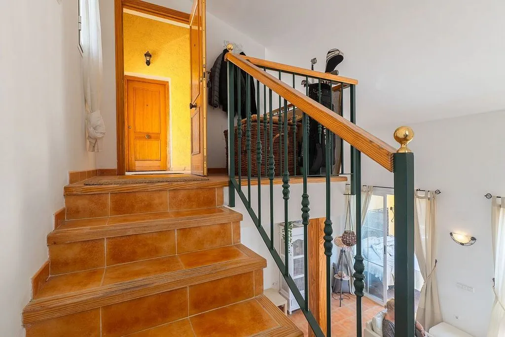 Toad - Terraced House with Pool in Mascarat