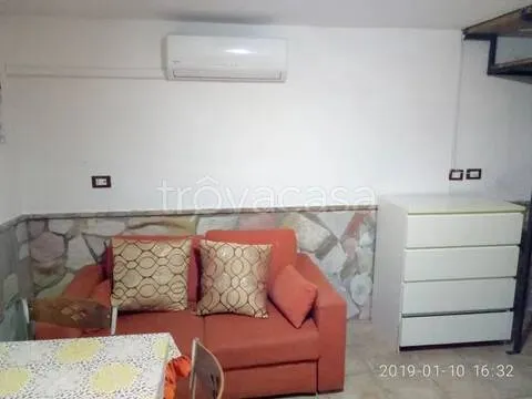 Elutuba - Two-Level Apartment with Garden in Itri Cavone