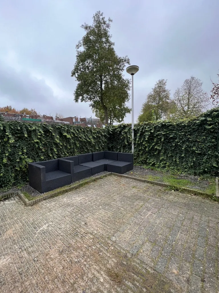 Aed - Fully Renovated End-Unit in Heerlen