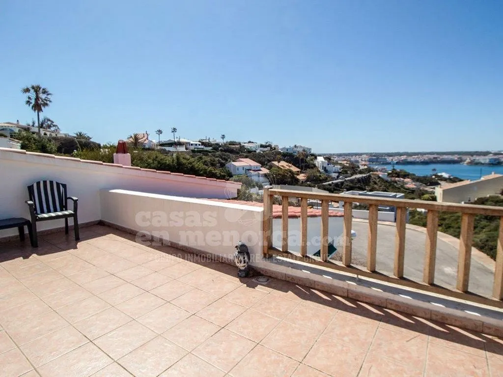 Terrasse - Chalet with Sea View and Pool in Cala Llonga
