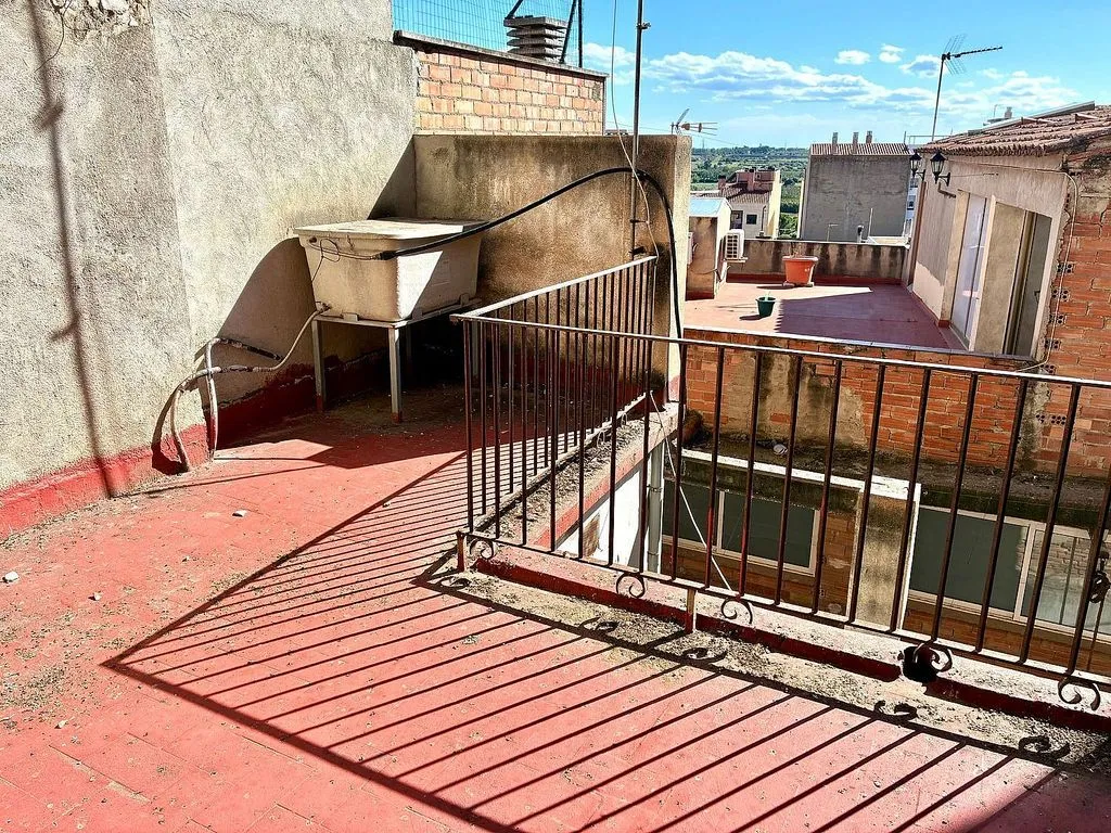 balcony
