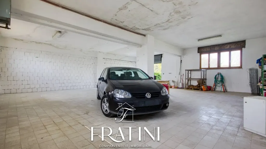 Garage - Independent House with Panoramic Terrace in Sant'Egidio alla Vibrata
