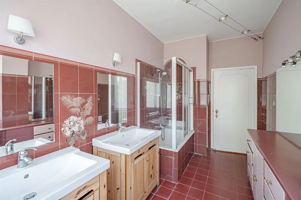 Bagni - Flat with Garage in Solbosch, Brussels