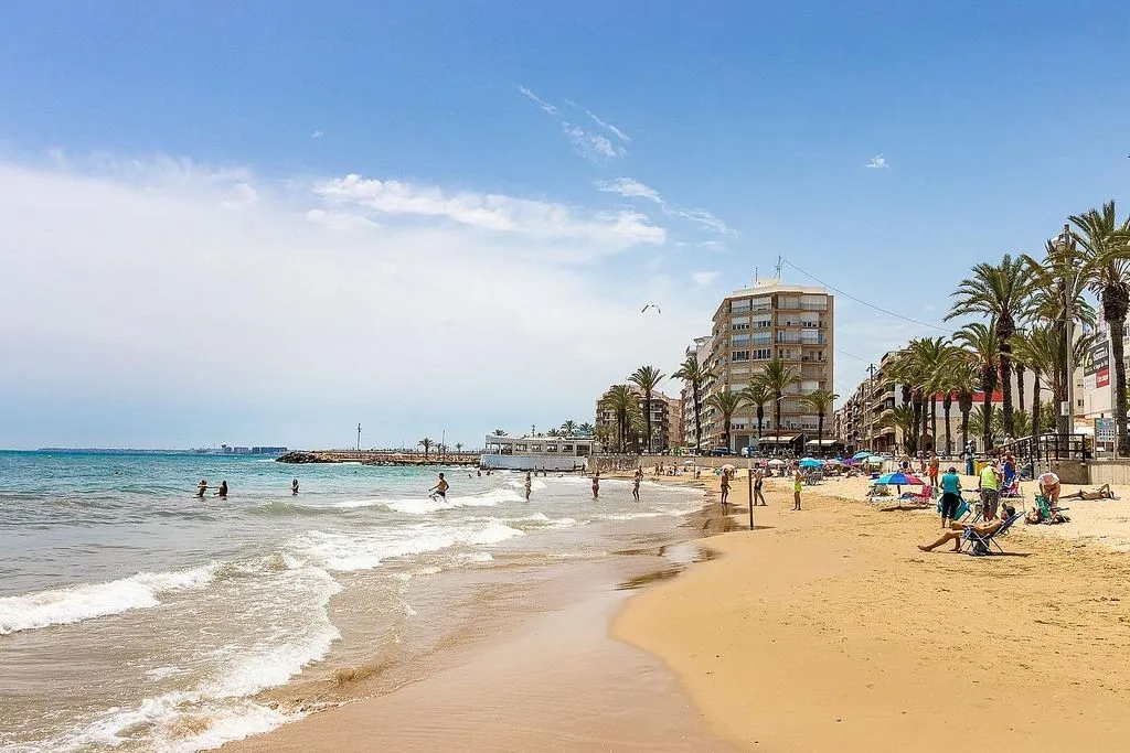 Apartment with Terrace in Playa del Cura