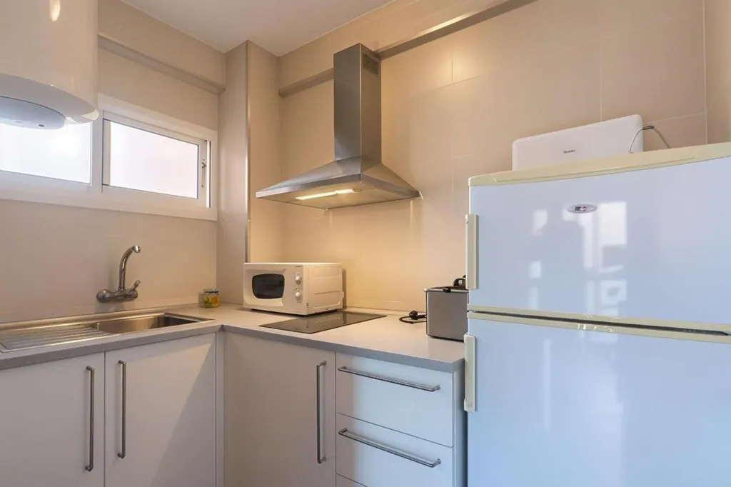 Cuisine - Flat with Pool in Parque de la Paloma, Benalmádena