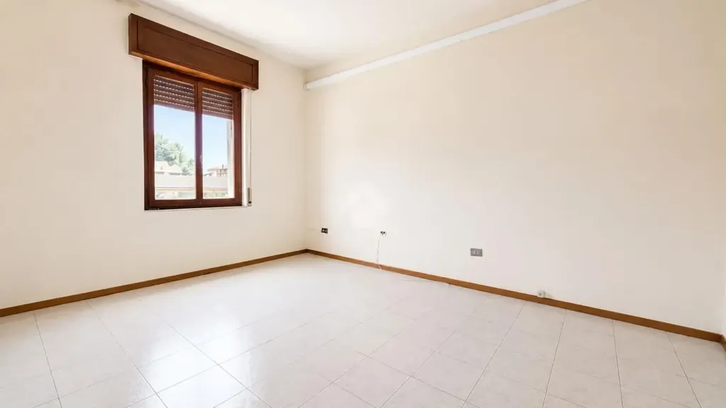 Toad - Independent House with Private Courtyard in Desio